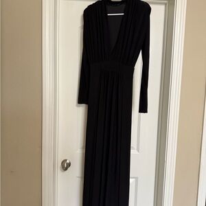 Elegant Black Maxi Dress